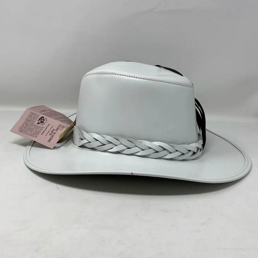 NWT Head’N Home White Medium Leather & Ostrich Feather Hat